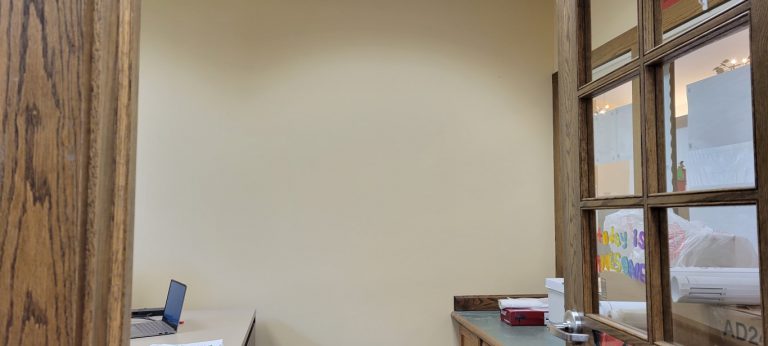 office wall painted beige